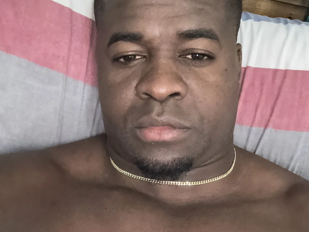 black-pante's Offline XXX Chat