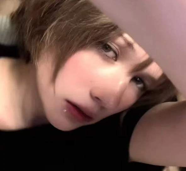 ShiraSuman's Offline Chat Room