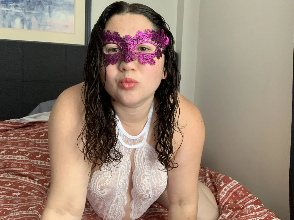 lizzet2024's Offline Chat Room