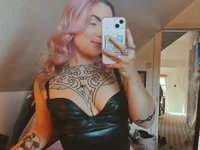 Модель Lilyxloveless