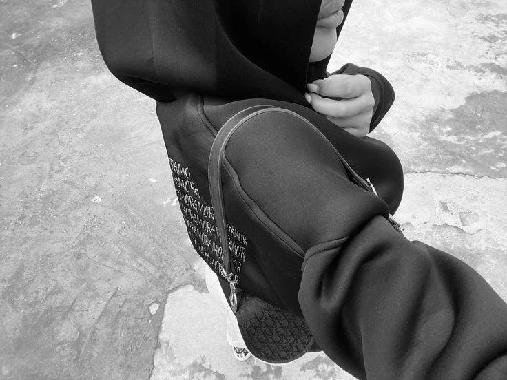 Offline XXX chat modela AureliaNoir_