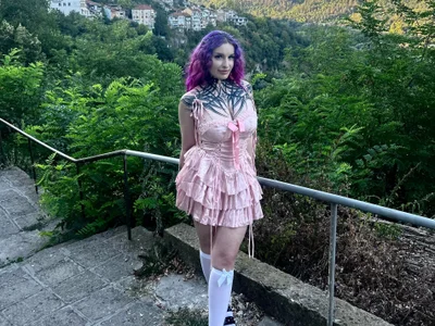 ElviraRae - Girl 