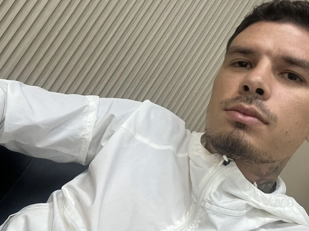 Andresboxn Offline XXX chat