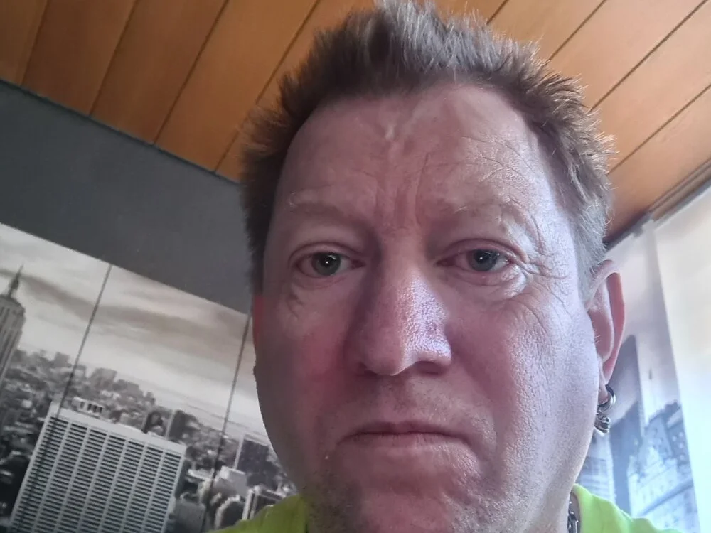 tomtom111111 离线XXX聊天