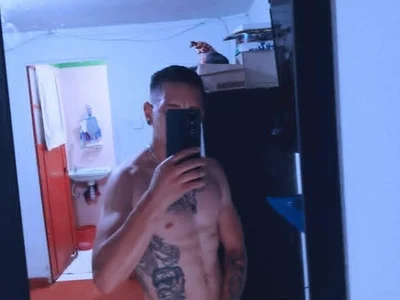 Maicky97 Male Latina Strip Webcam