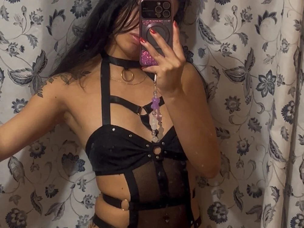 Офлайн-чат XXX Candy_Rose_v