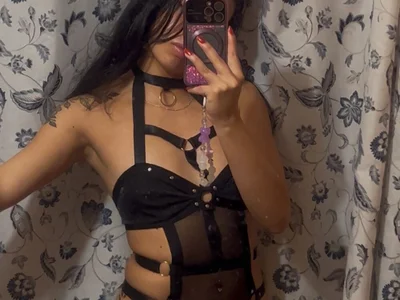 Candy_Rose_v profile