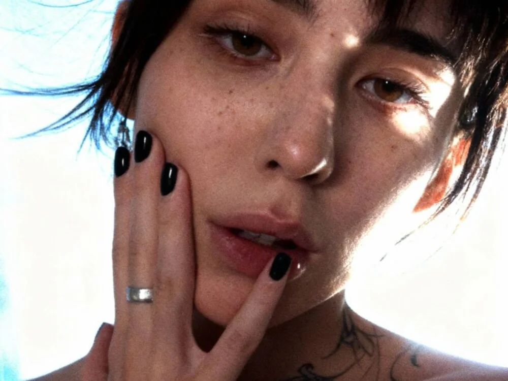 deftonesnut Offline XXX-chat