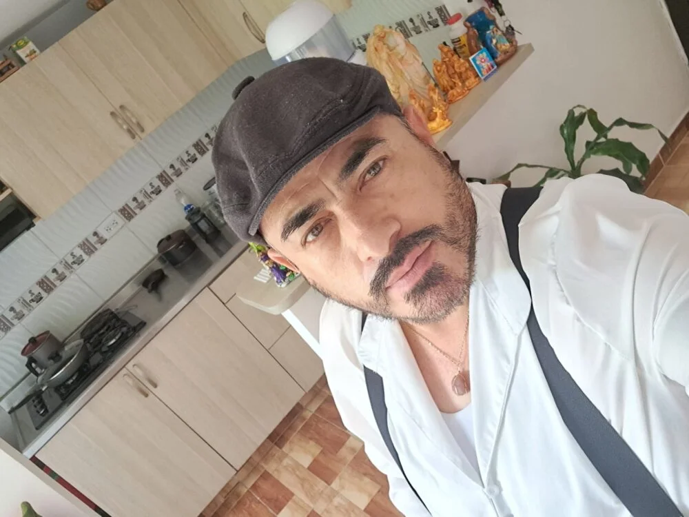 jared_vasquez 离线XXX聊天