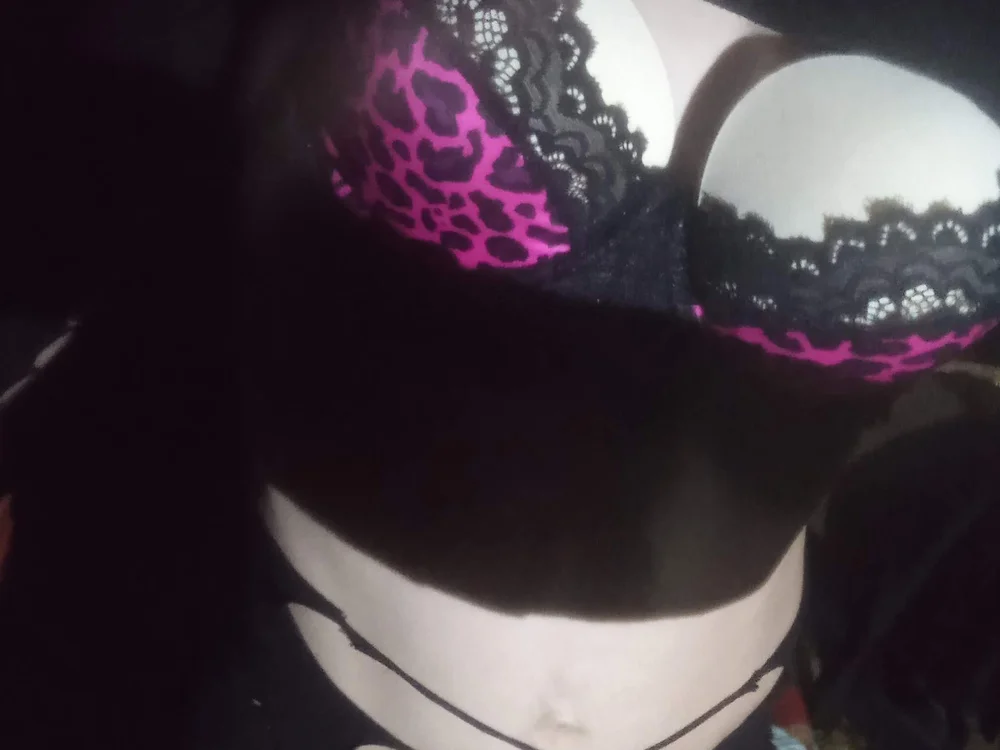 rflkussy's Offline XXX Chat
