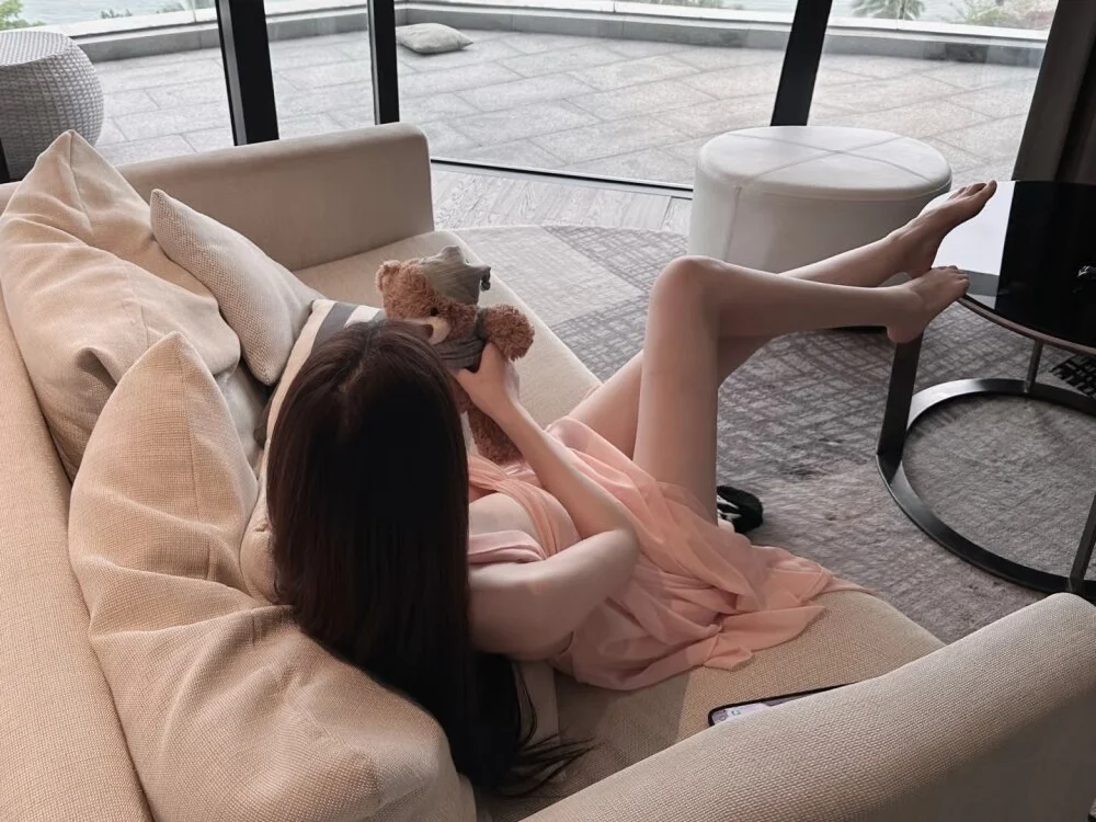 Alma_va offline XXX-chat