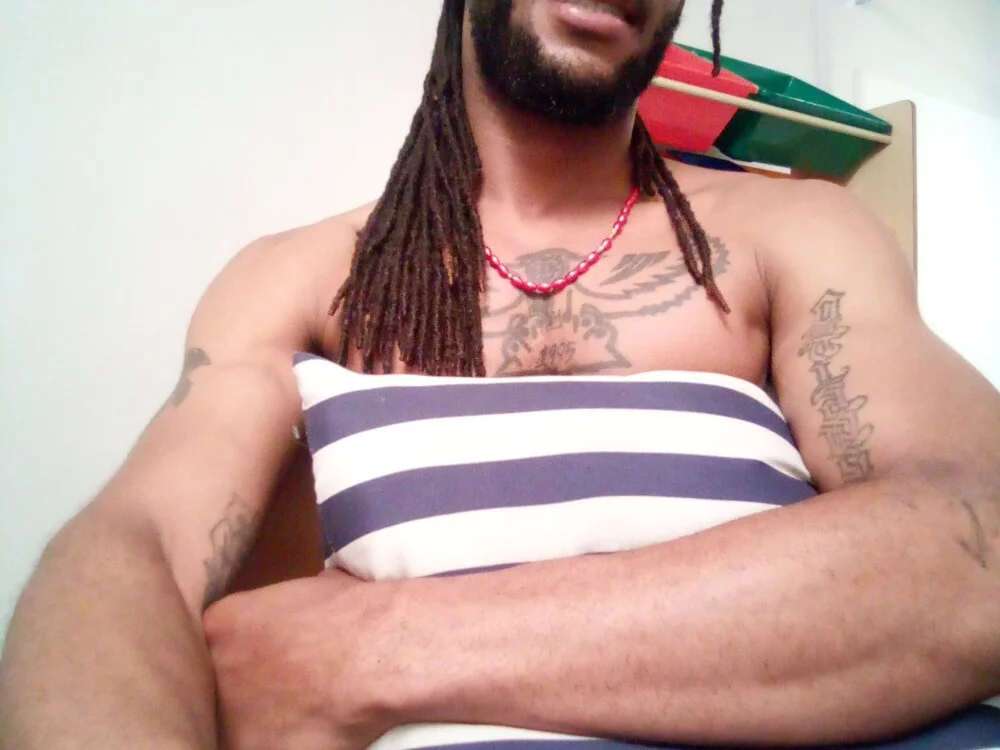 Taydagr8 Chat XXX offline