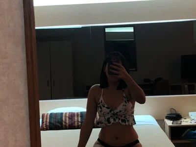 MajoSofia Female Massage XXX Webcam