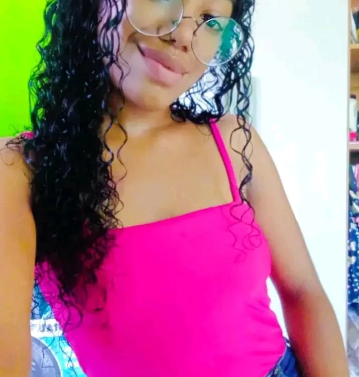 moninha2's Offline Chat Room