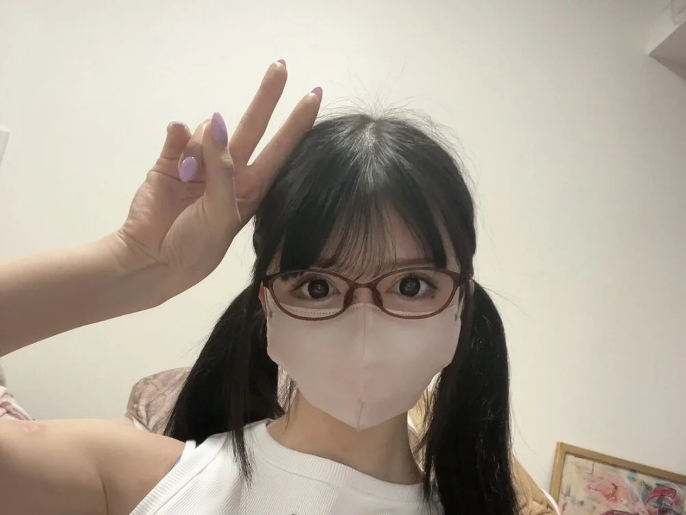 -momopai- Offline XXX-Chat