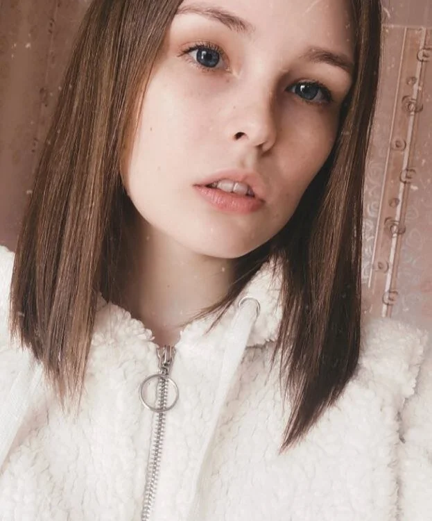 Dilara__Harvin's Offline XXX Chat