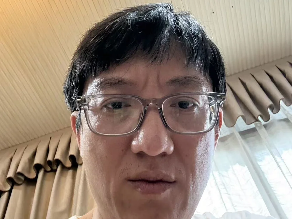 cymok803's Offline XXX Chat
