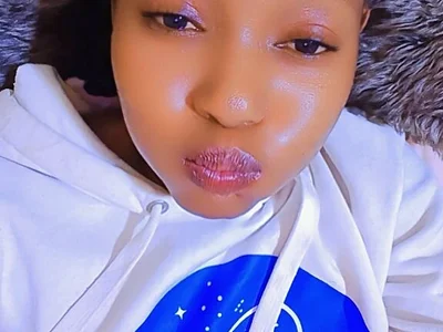 Squirty-alicia - Girl 