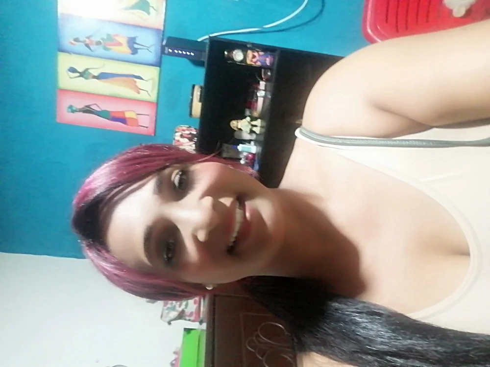 Amber911's Offline Chat Room