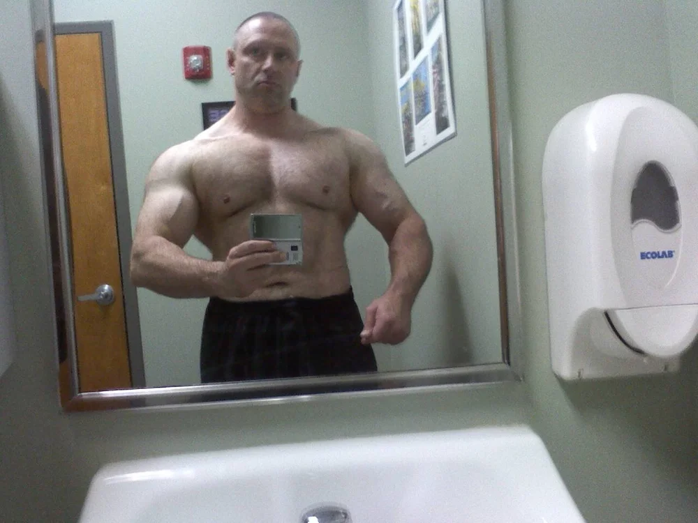 Hairystud1121's Offline XXX Chat