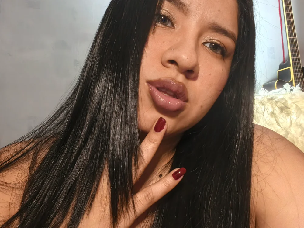 Danelyhit offline XXX-chatje