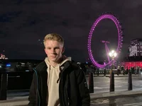 Holidayysouth's webcam live show
