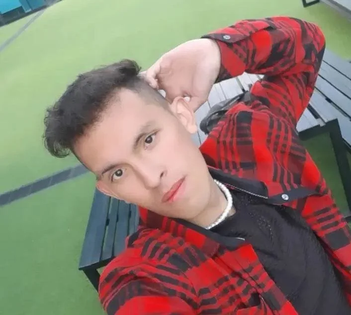 angelcrys_20 offline chatrum