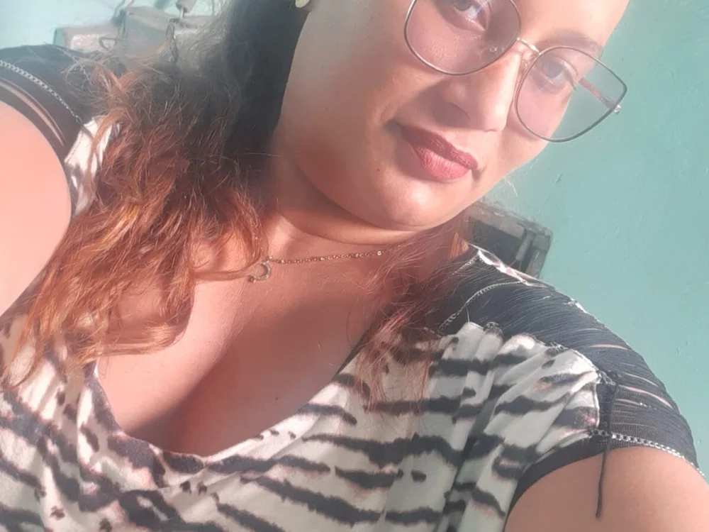 Lakshmi1: офлайн-секс-чат