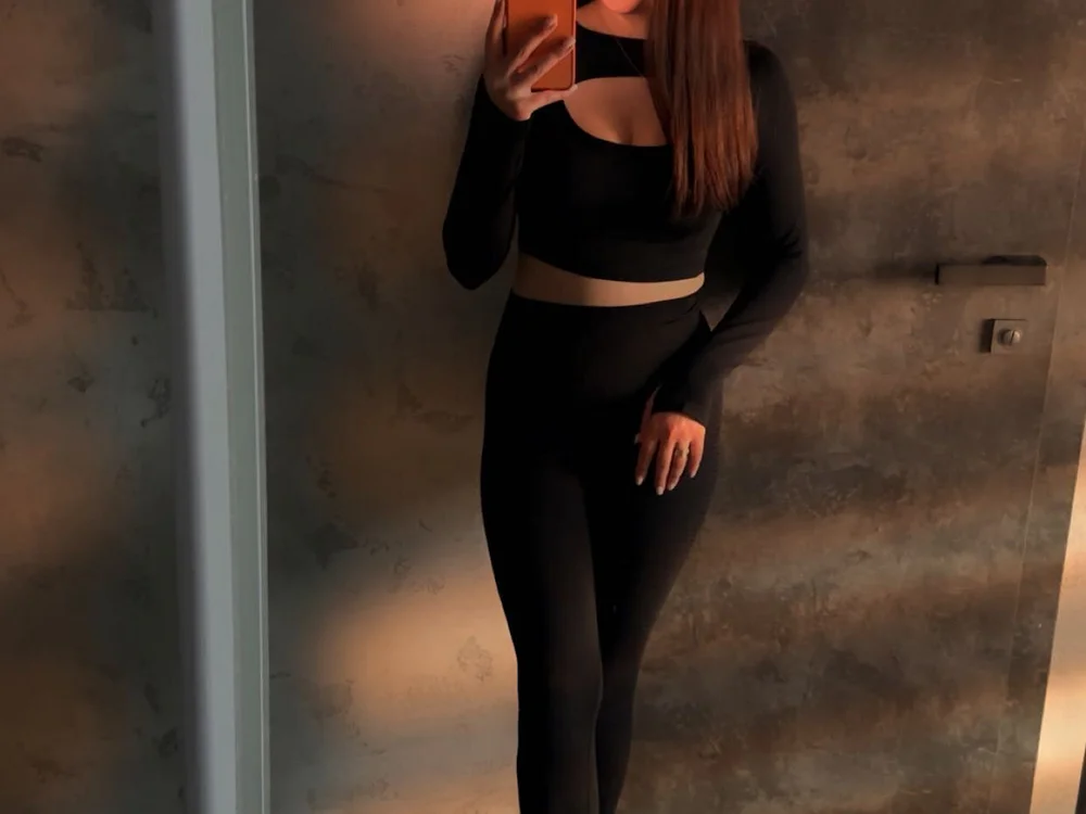 Mia_Hickman Offline XXX Chat