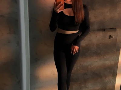 Mia_Hickman 预览图