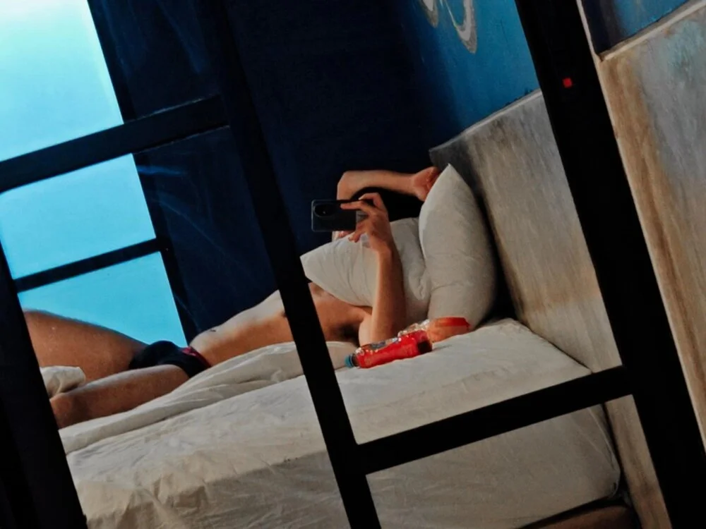 BOOMKJKJKJK's Offline Chat Room