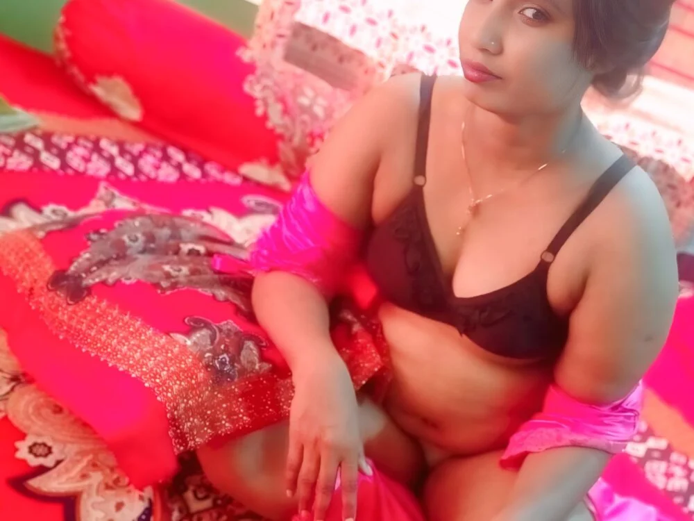 Roxyrumana's Offline XXX Chat