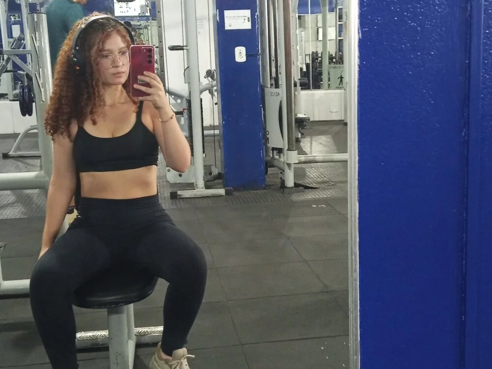 ruivinha_carioca's Offline XXX Chat