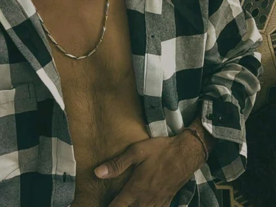 Cam boy Instant_charger@xh