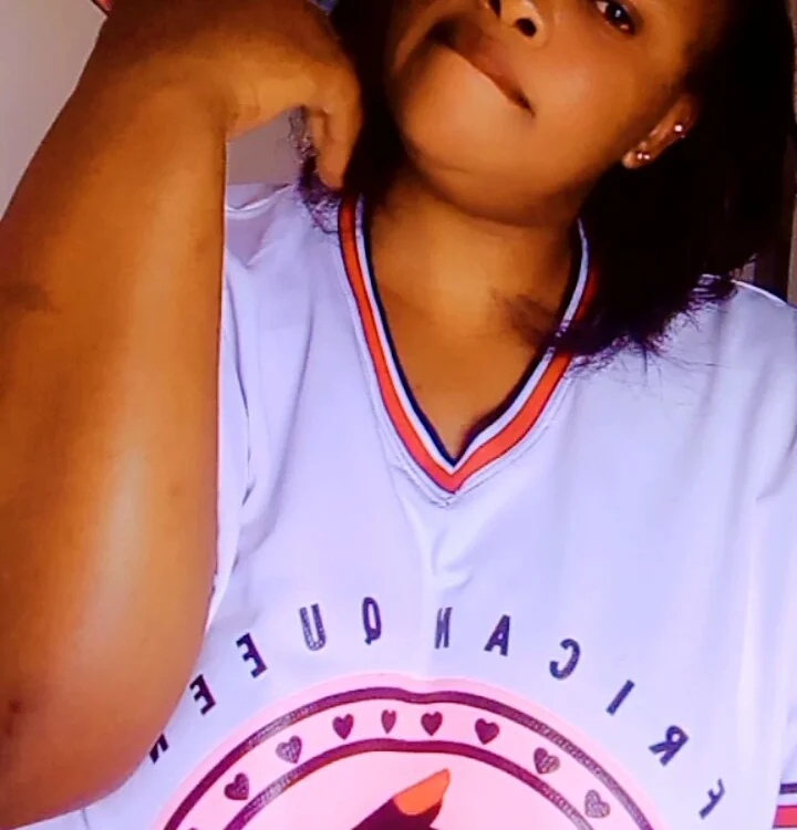 sexybaby33's most recent online preview