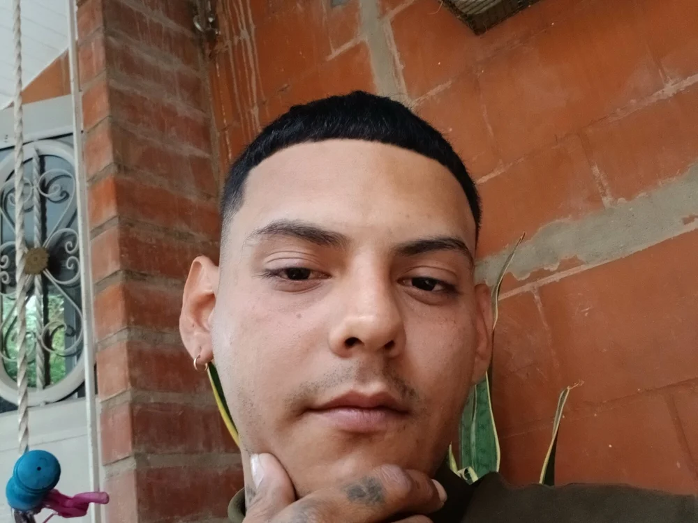 malo_h29's Offline XXX Chat