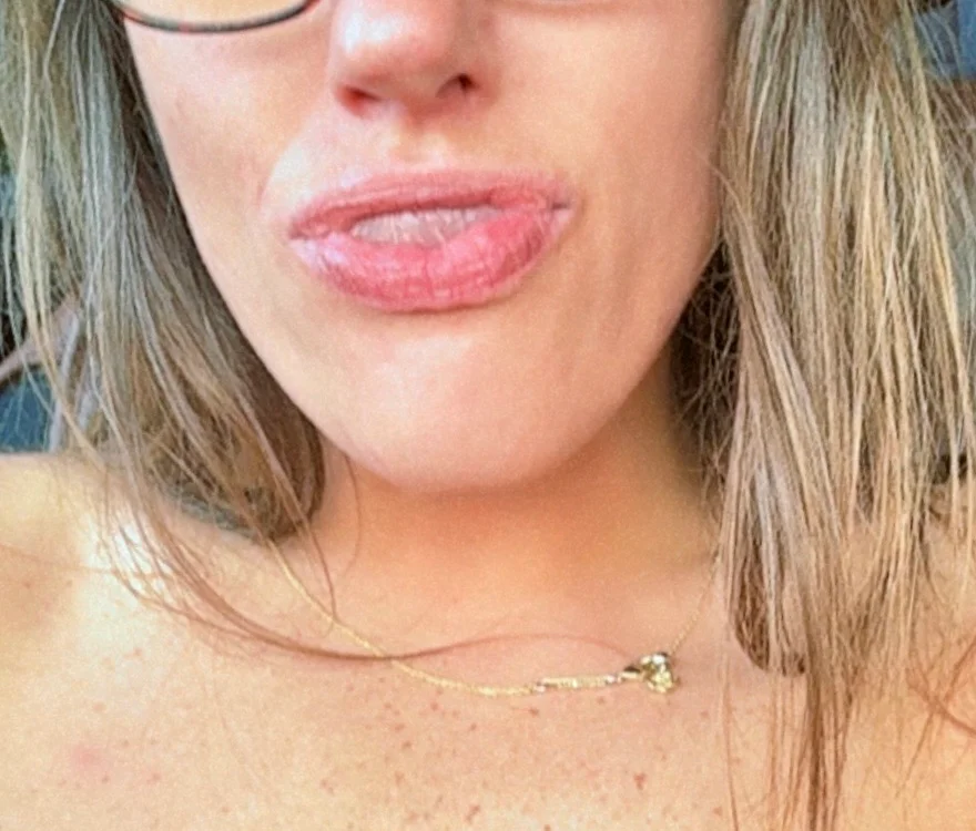 sexi_lexi69 Offline XXX-Chat