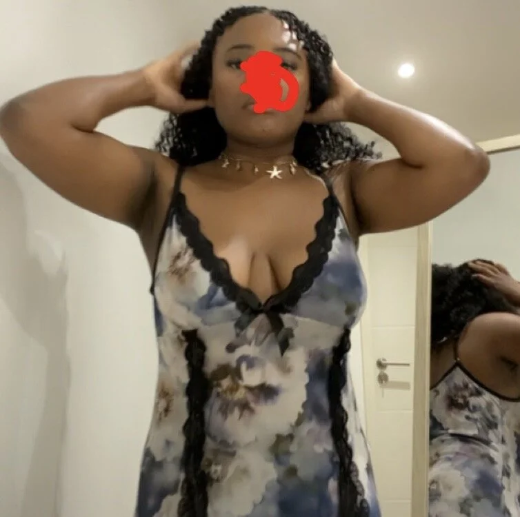Teila_des_etoiles_'s Offline XXX Chat