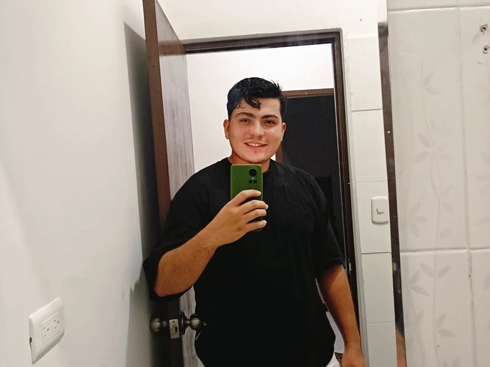 chistoferr__20 Offline Chatraum