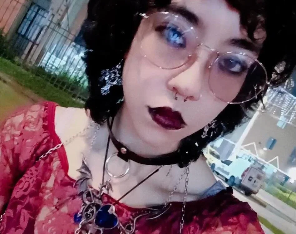 Venus_black_'s Offline Chat Room