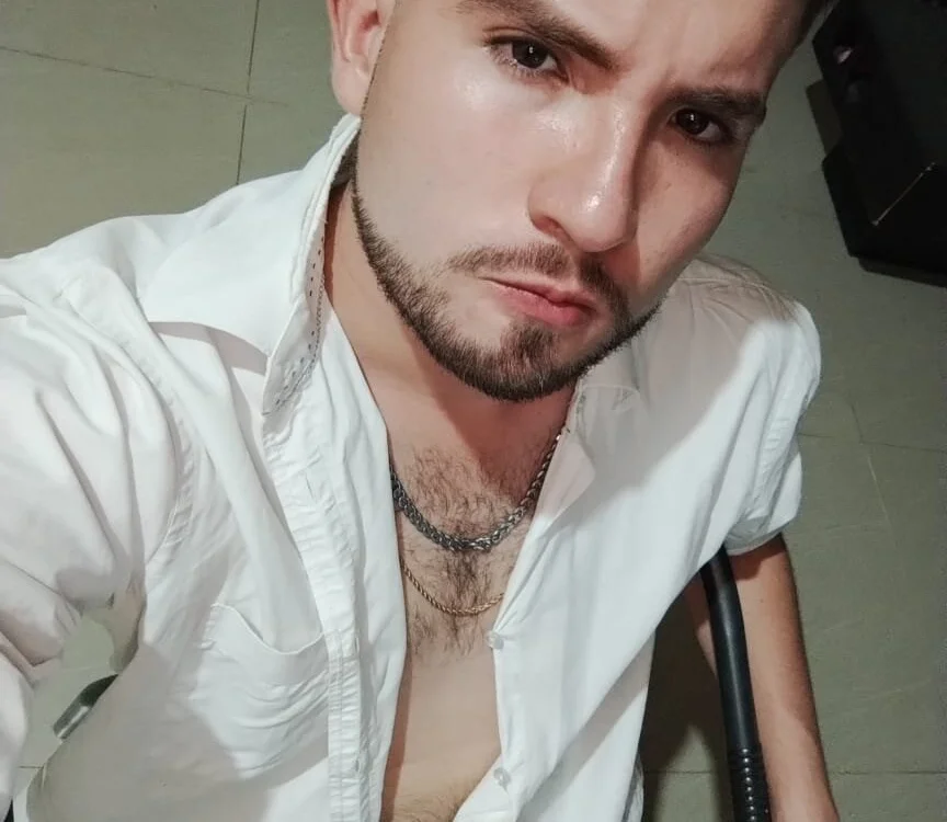 Eros_Divinorum's Offline Chat Room