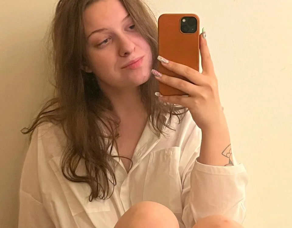 Baby_Frog Offline XXX Chat