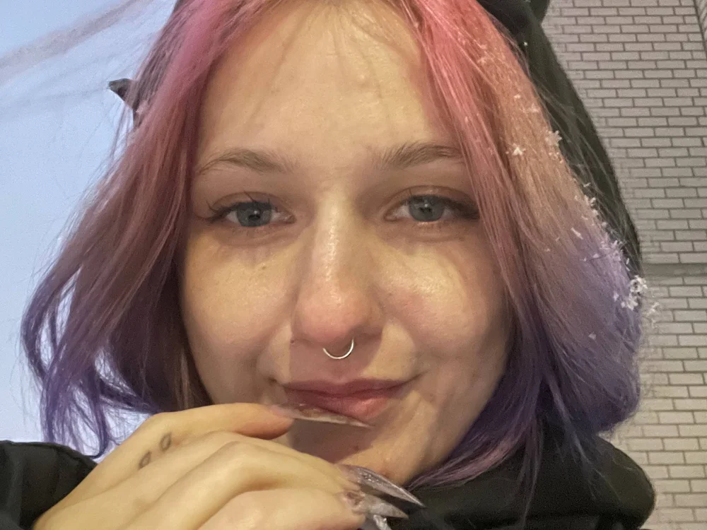 Mia_Gilad's Offline Chat Room