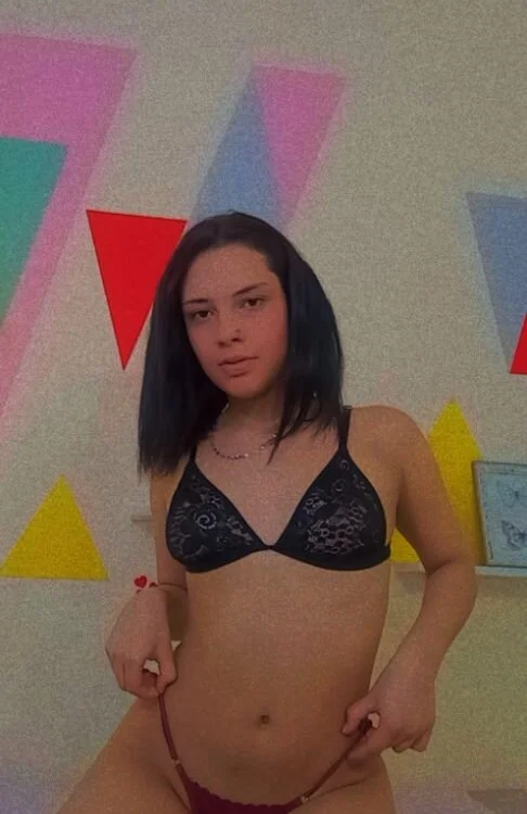 meghangomez's Offline XXX Chat