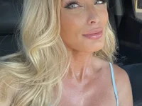Farrah_FantasyのライブXXXチャット