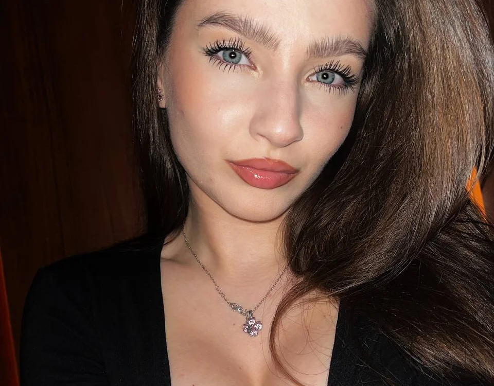 OceanEyessss_ Chat XXX Ngoại tuyến