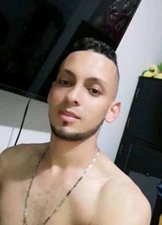 Deivy_24 offline chatrum