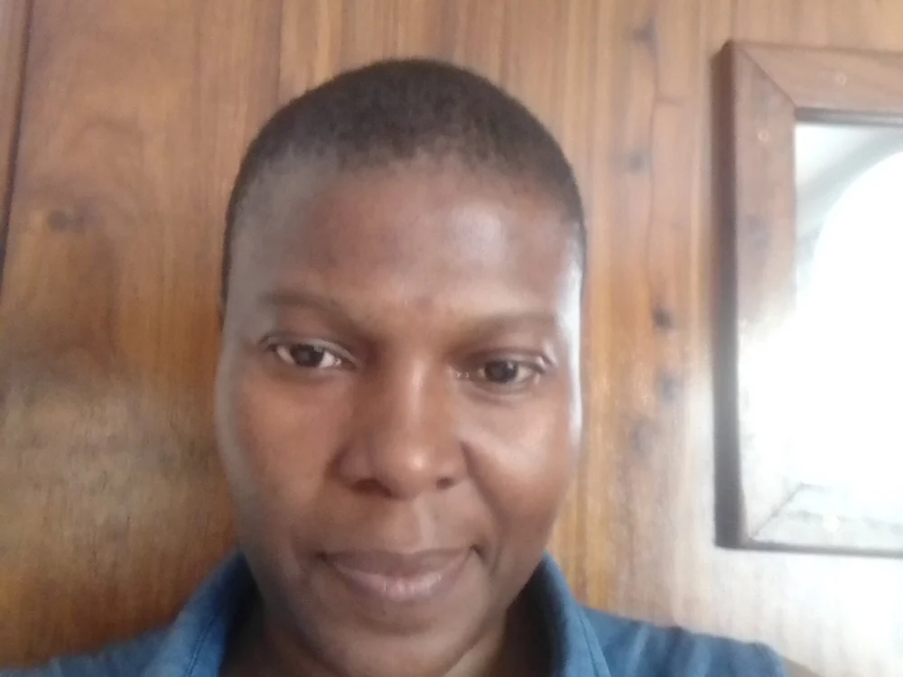 SweetDlips cam model