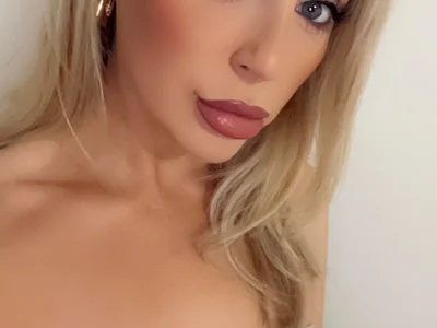Profile and Statistics for Babe_blond on StripChat