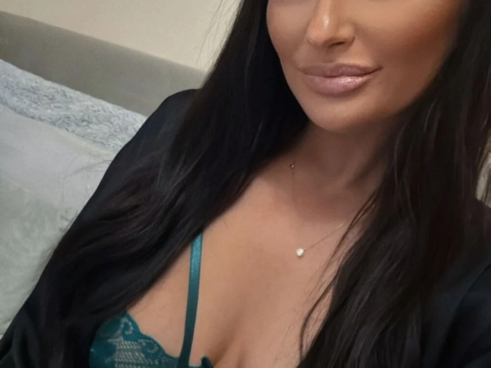 AnneSins Offline XXX-chat